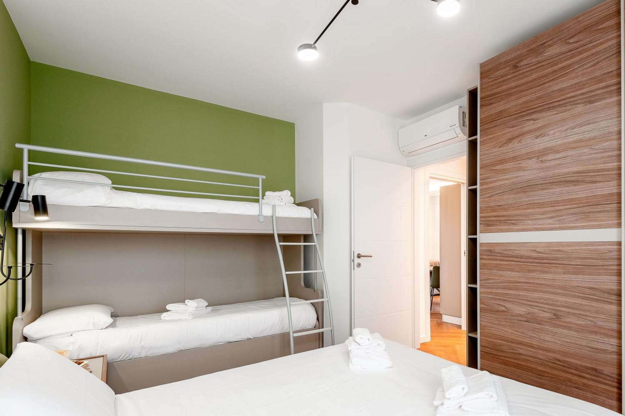 Stayeasy Argelati40 - Penthouse With 2 Bedrooms, 2 Bathrooms And Terrace - Navigli Milano Eksteriør bilde